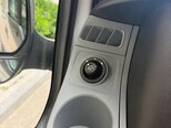 Ford Transit-18
