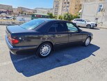 Mercedes E 240-9
