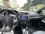Kia Rio-13
