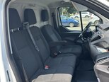 Ford Transit-16