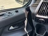Ford Transit-23
