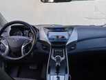 Hyundai Elantra-7