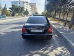 Mercedes E 220-2