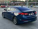 Hyundai Elantra-5