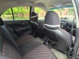 Nissan March-9