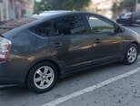 Toyota Prius-4