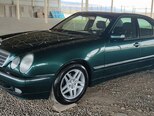 Mercedes E 240-5