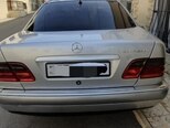 Mercedes E 290-4