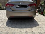 Hyundai Elantra-2