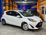 Toyota Aqua-4