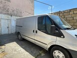 Ford Transit-13