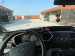 Ford Transit-12
