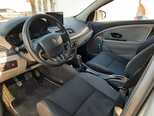 Renault Megane-6