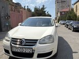 Volkswagen Jetta-5