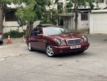 Mercedes E 240-4