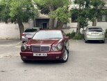 Mercedes E 240-3