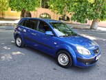 Kia Rio-5
