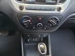 Hyundai Accent-10