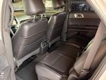 Ford Explorer-12