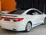 Hyundai Azera-11