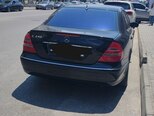 Mercedes E 240-2