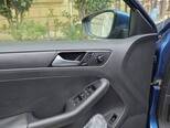 Volkswagen Jetta-9