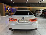 Toyota Camry-6