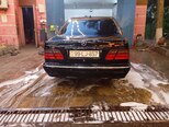 Mercedes E 240-10