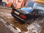 Mercedes E 240-8