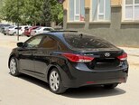 Hyundai Elantra-5