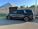 Kia Carnival-4