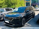 Kia Carnival-1