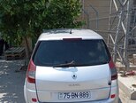 Renault Megane Scenic-5