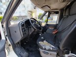 Ford Transit-9