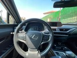 Lexus UX 200-16