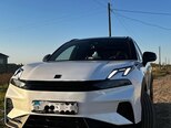 Lynk & Co 06-2