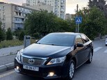 Toyota Camry-3