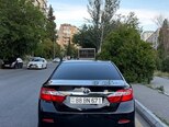 Toyota Camry-5