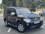 Mitsubishi Pajero-3