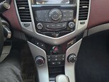 Chevrolet Cruze-12