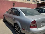 Volkswagen Passat-2