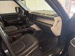 Land Rover Defender-9