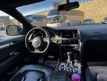 Audi Q7-11