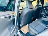 Toyota RAV4-12