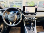 Toyota RAV4-16