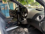 Mercedes Metris-10