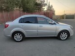 Kia Pride-10