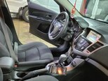 Chevrolet Cruze-11