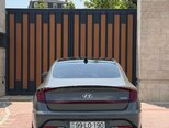 Hyundai Sonata-5