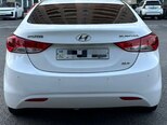 Hyundai Elantra-7